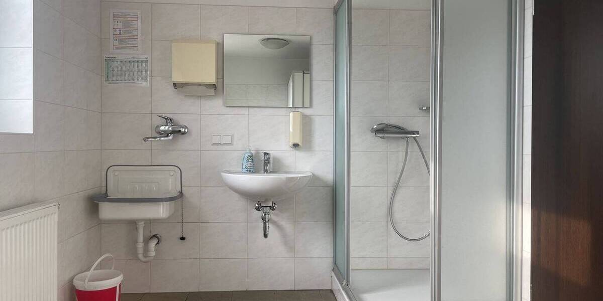 Alte Wache - neue Chancen 3 zimmer