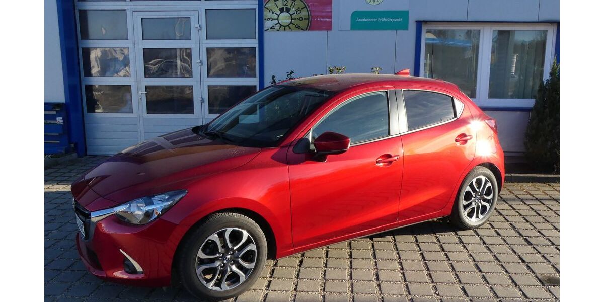 Mazda 2 25.000 km 14.900 &euro; Cottbus 03042