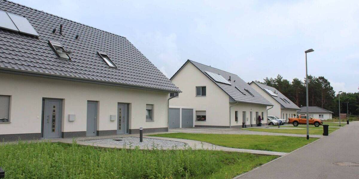 Doppelhaushälfte Cottbus Gallinchen - 4 Zimmer, 126 m&sup2;, 1.566&euro; | Angebot:25669696