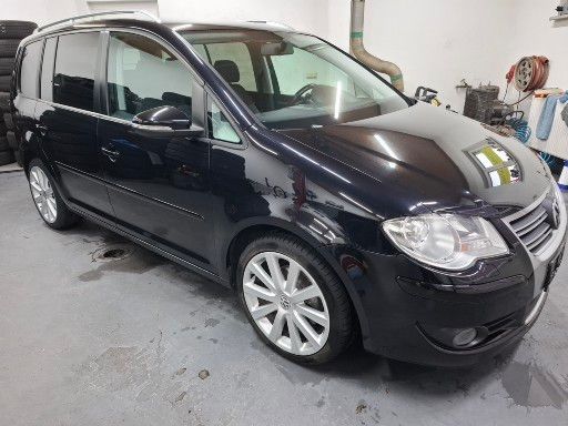 VW Touran 183.749 km 8.990 &euro; Cottbus 03042