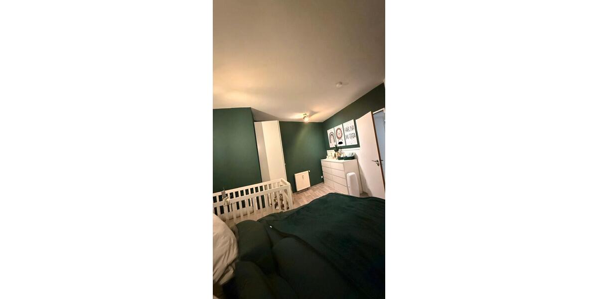 Etagenwohnung Cottbus - 3 Zimmer, 90 m&sup2;, 1.205&euro; | Angebot:24473697