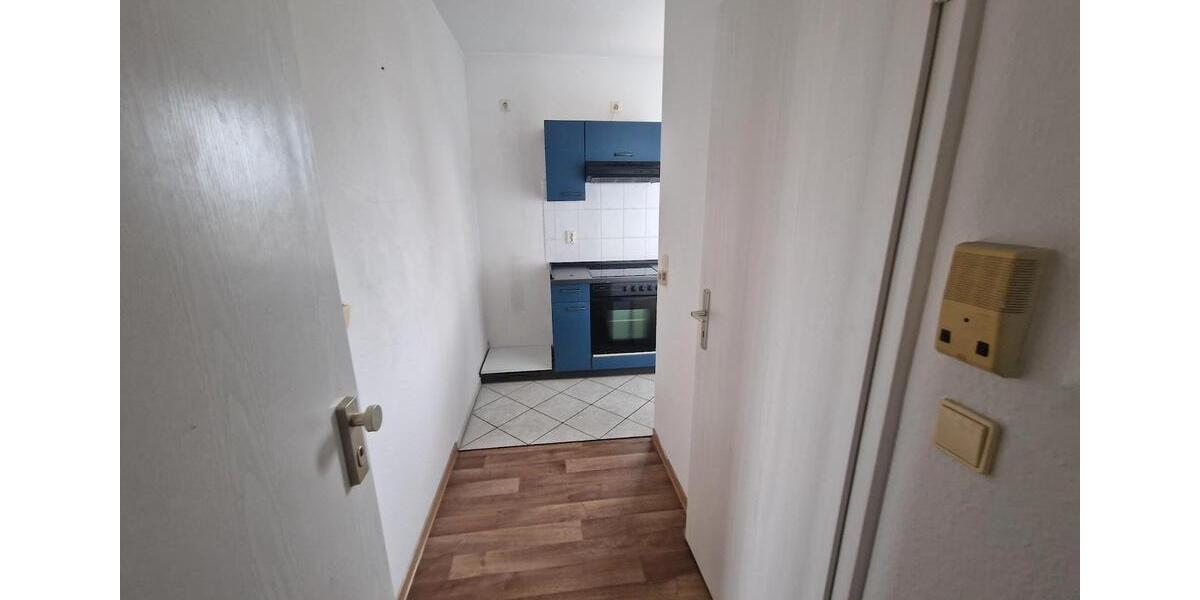 **KLEIN ABER FEIN**hübsche Singlewohnung mit Einbauküche und Balkon ab sofort 1 zimmer