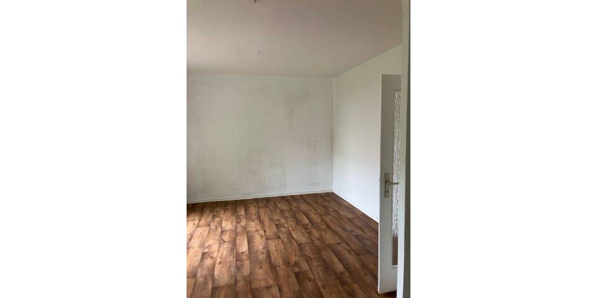 Etagenwohnung Cottbus Sandow - 2 Zimmer, 49 m&sup2;, 383&euro; | Angebot:26862750