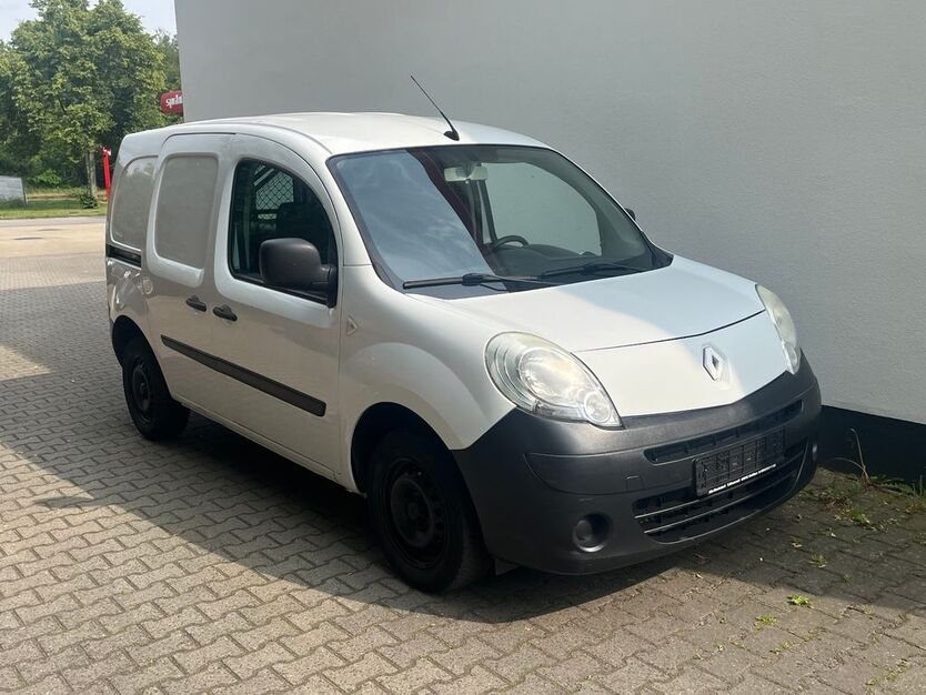 Renault Kangoo 118.494 km 5.990 € Cottbus 03042