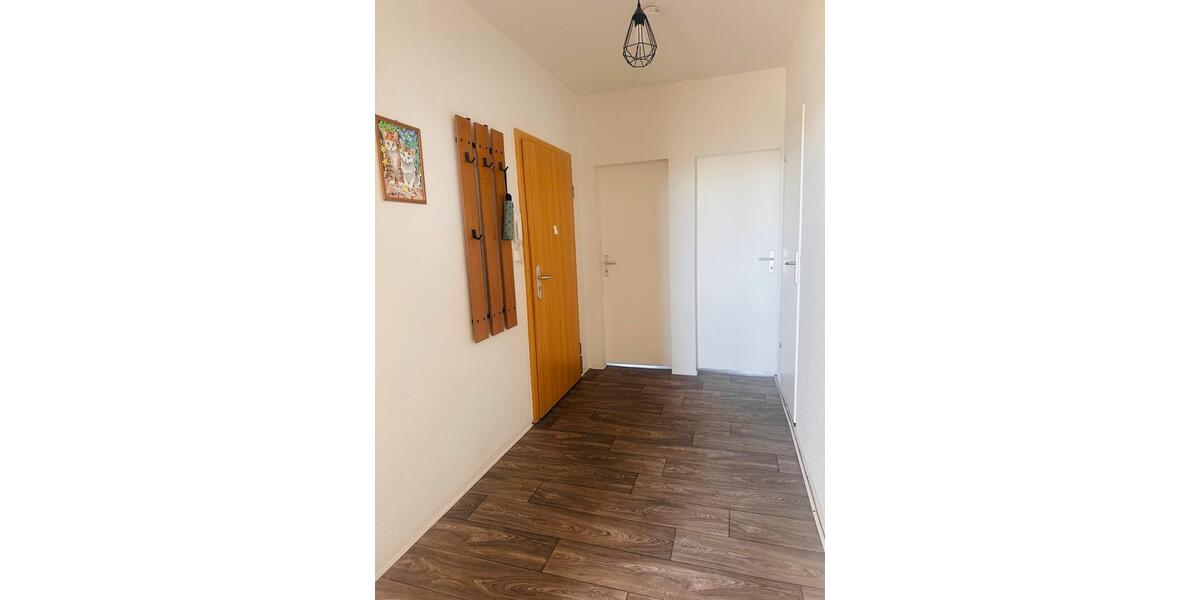 Etagenwohnung Cottbus - 3 Zimmer, 58 m&sup2;, 550&euro; | Angebot:25570978