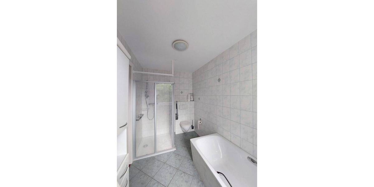 Großzügiges Einfamilienhaus mit Nebengelass im Cottbuser Süden zu verkaufen! 4 zimmer