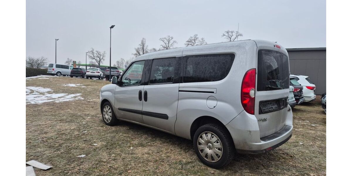 Opel Combo 198.600 km 6.200 &euro; Tschernitz 03130