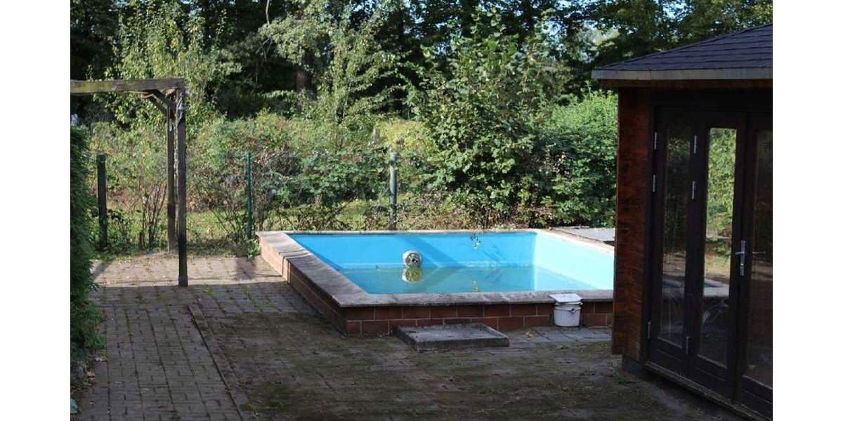 GR0ßZÜGIGES EINFAMILIENHAUS IN SIEWISCHDREBKAU 8 zimmer