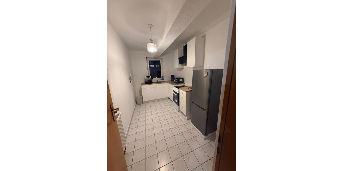 Etagenwohnung Cottbus - 4 Zimmer, 96 m&sup2;, 340&euro; | Angebot:26357761