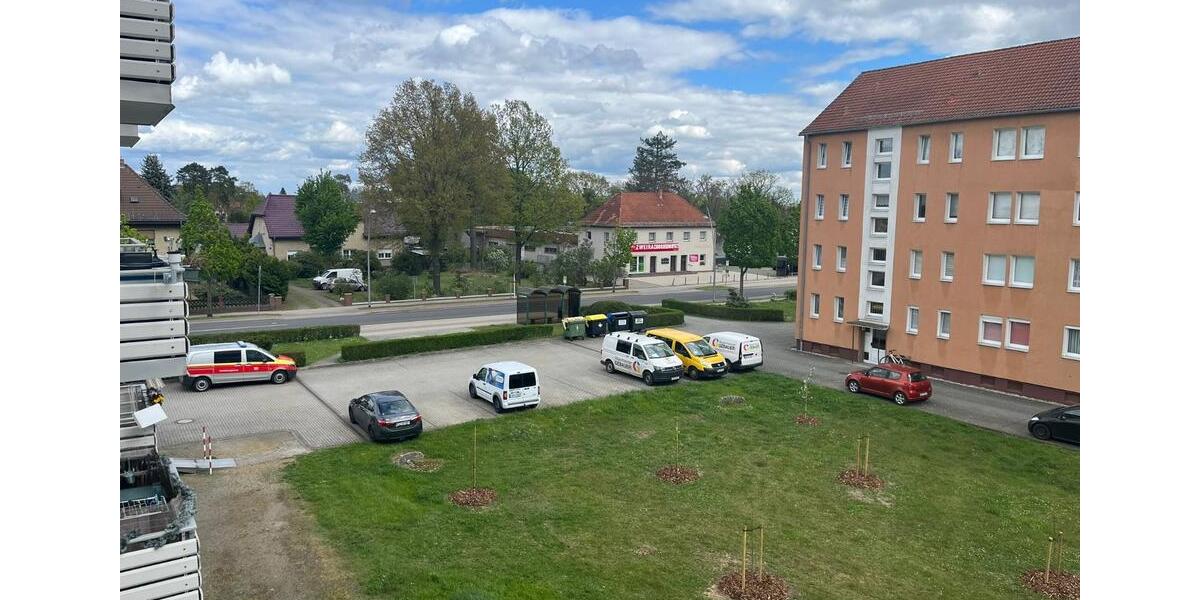 4 Zimmer frisch saniert 4 zimmer