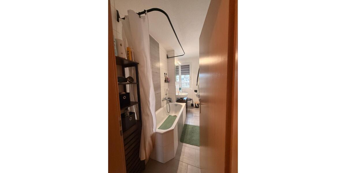 4-Raum-Wohnung mit Balkon – abzugeben 4 zimmer