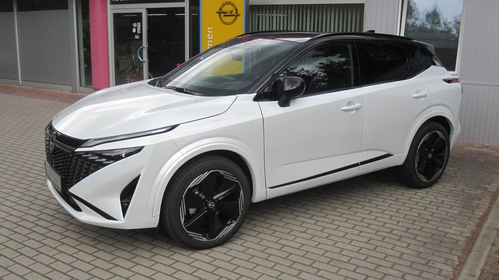 Nissan Qashqai 5.000 km 35.990 &euro; Cottbus 03044