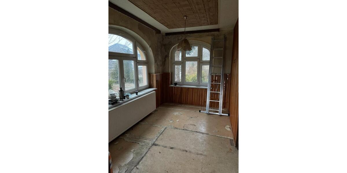 Villa Döbern - 10 Zimmer, 300 m&sup2;, 99.000&euro; | Angebot:27253473