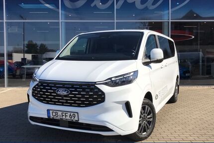 Ford Tourneo Custom 3.974 km 51.885 € Cottbus 03044