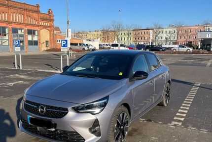 Opel Corsa 30.200 km 15.000 &euro; Cottbus 03050