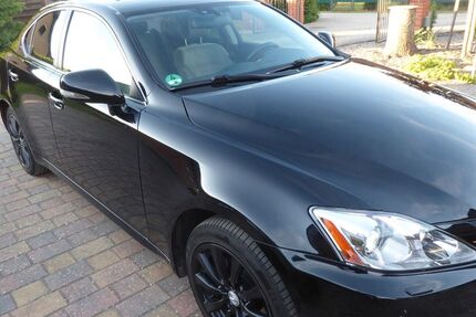 Lexus IS 220 242.000 km 4.700 &euro; Briesen 03096
