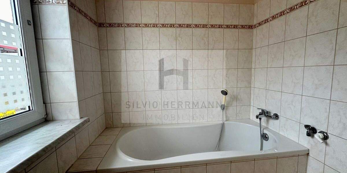 Mehrfamilienhaus, Wohnhaus Forst (Lausitz) Forst-Stadt - 9 Zimmer, 380 m&sup2;, 544.000&euro; | Angebot:24111711