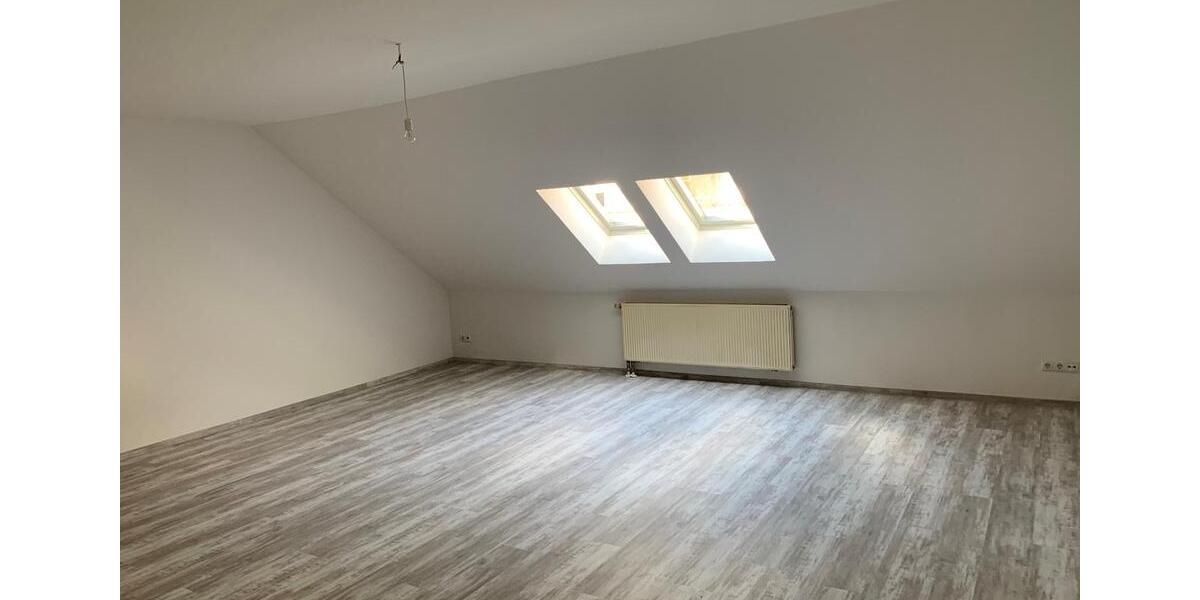 Etagenwohnung Spremberg - 2 Zimmer, 64 m&sup2;, 369&euro; | Angebot:23704738