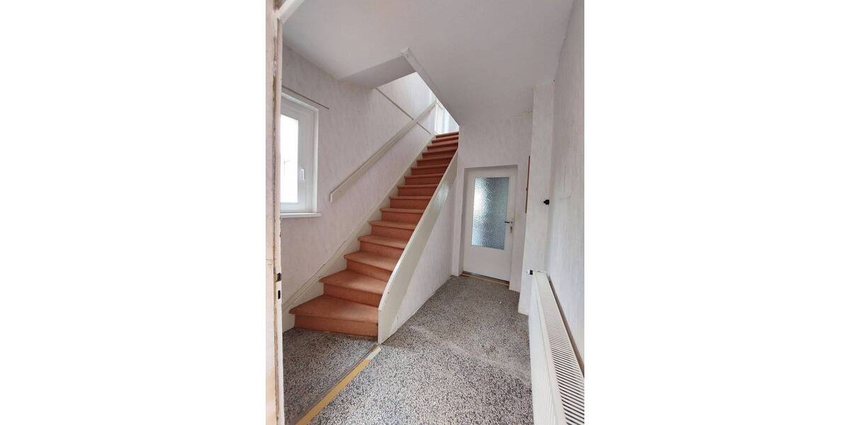 Großzügiges Einfamilienhaus mit Nebengelass im Cottbuser Süden zu verkaufen! 4 zimmer