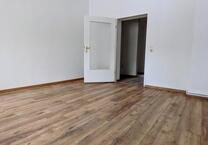 Zwei-Zimmer Wohnung mit Balkon!