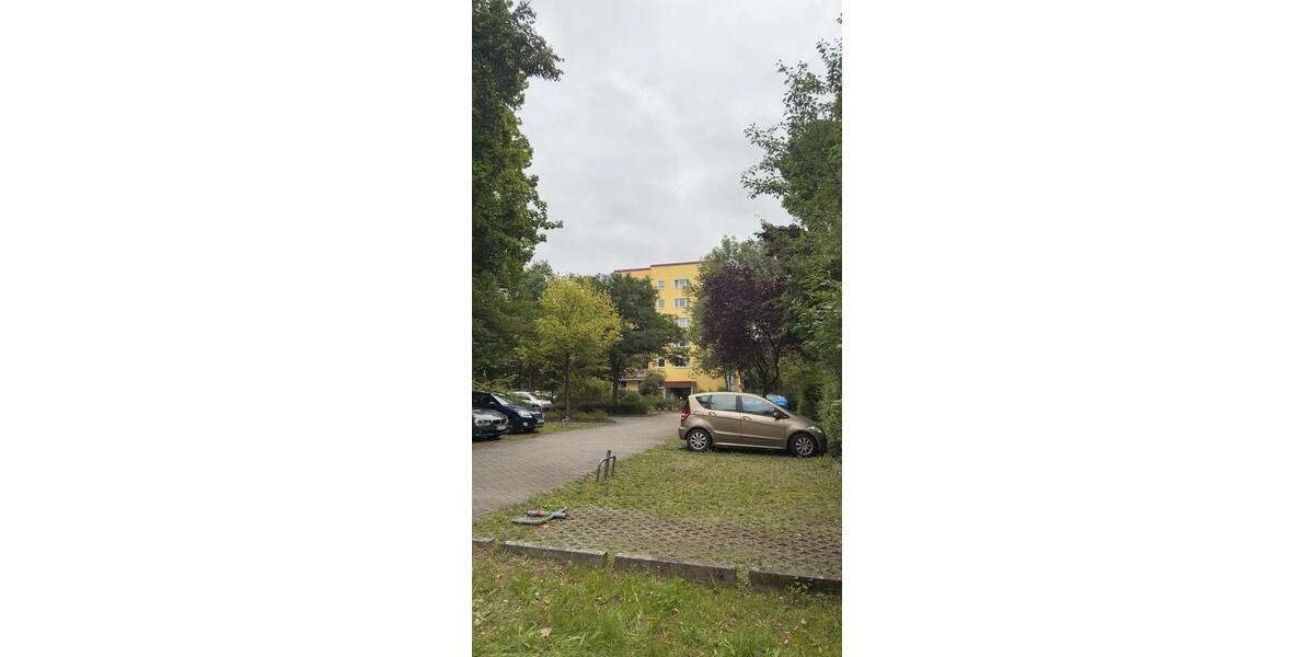Garagen / Stellplätze Cottbus - 20&euro; | Angebot:22092062
