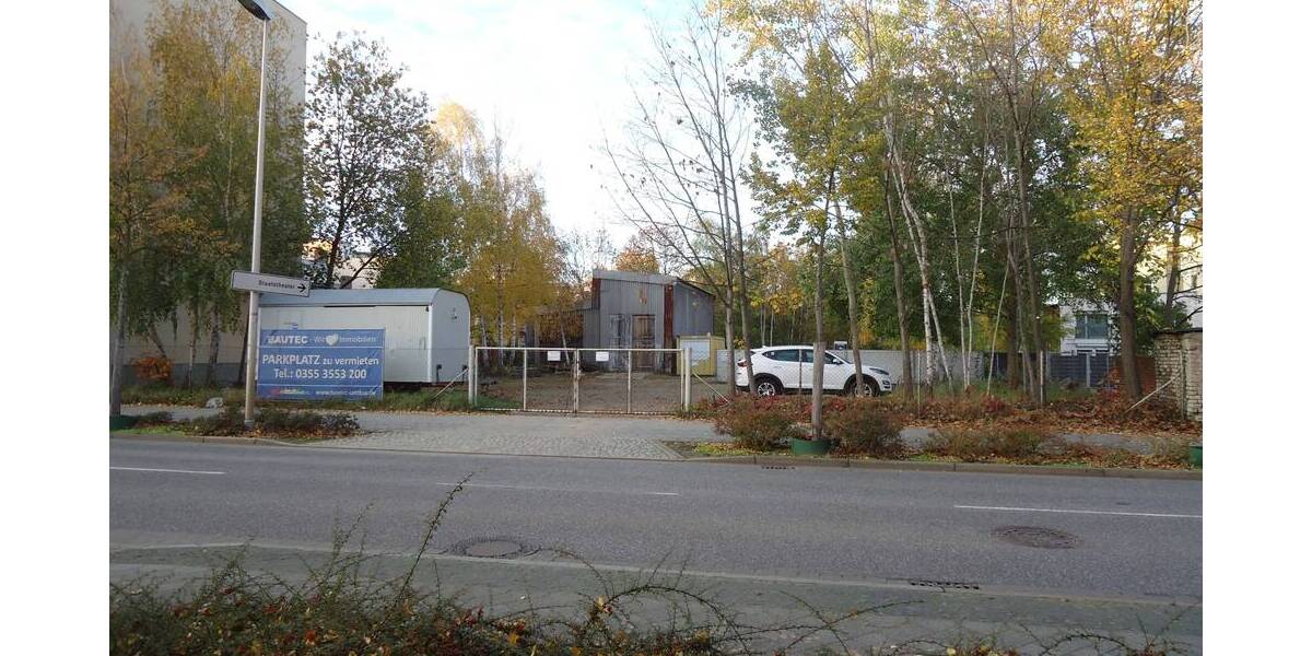 Attraktives Investitionsgrundstück in Cottbus: Vielseitige Nutzungsmöglichkeiten in zentraler Lage zimmer