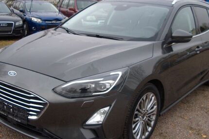 Ford Focus 76.900 km 13.999 &euro; Großräschen 01983
