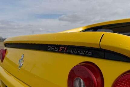 Ferrari F355 12.769 km 125.000 &euro; Cottbus/Chóśebuz, Stadt 03042