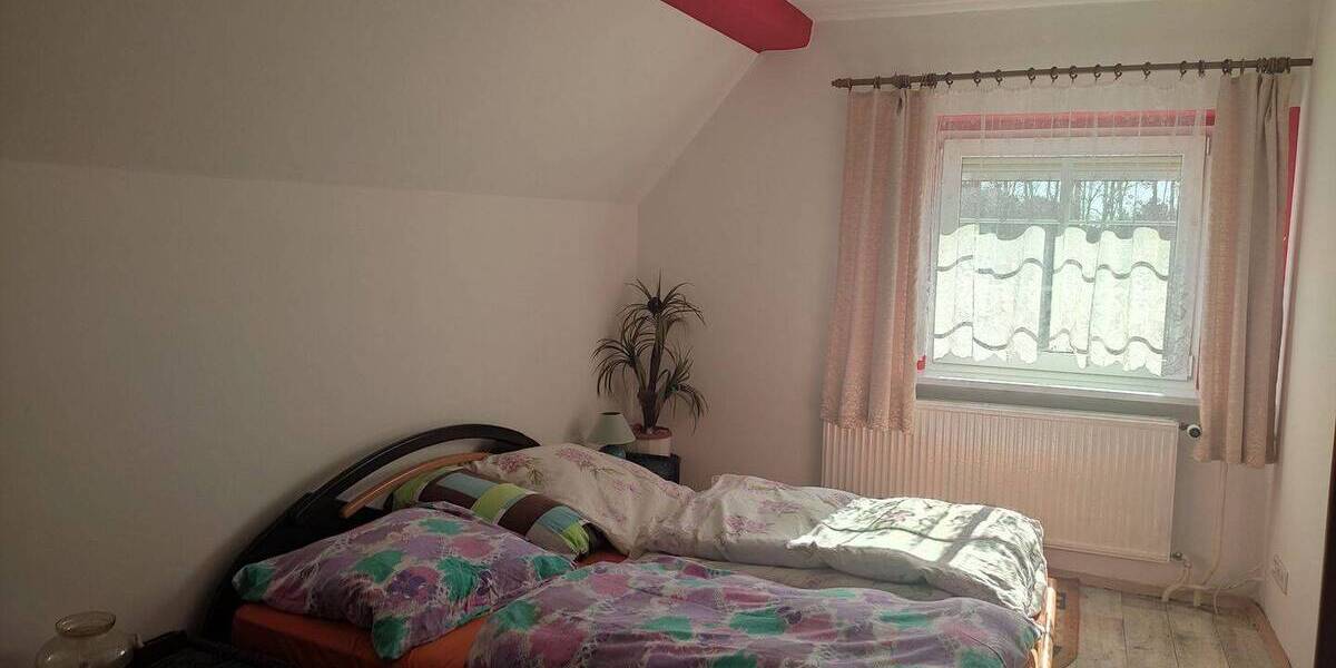 Einfamilienhaus Drachhausen - 6 Zimmer, 131 m&sup2;, 205.000&euro; | Angebot:26156663