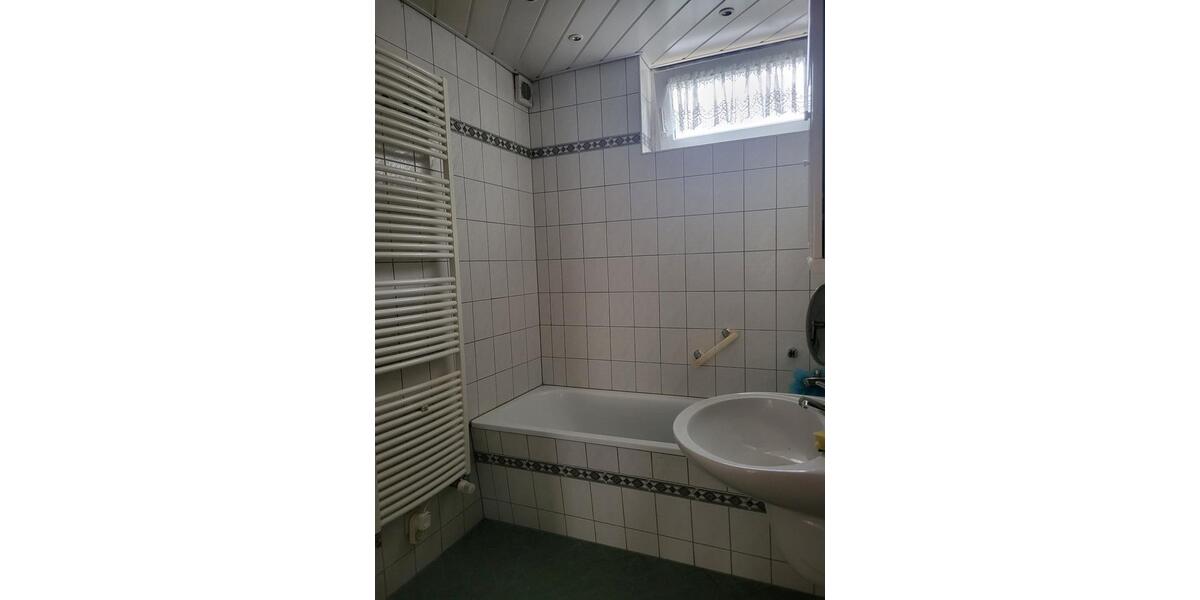 Einfamilienhaus Calau - 7.5 Zimmer, 165 m&sup2;, 210.000&euro; | Angebot:25824262