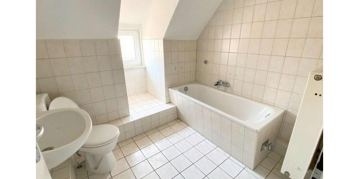 Etagenwohnung Forst (Lausitz) - 2 Zimmer, 49 m&sup2;, 241&euro; | Angebot:26364600