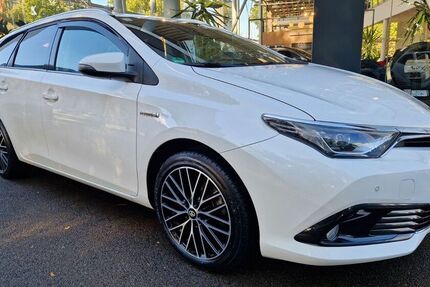 Toyota Auris Touring Sports