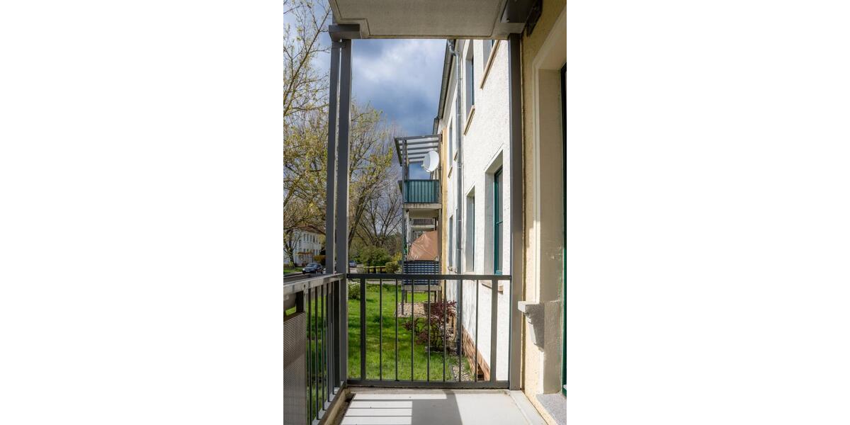 Helle 3 ZKB im EG mit Südwest-Balkon in 4-Familienhaus 3 zimmer