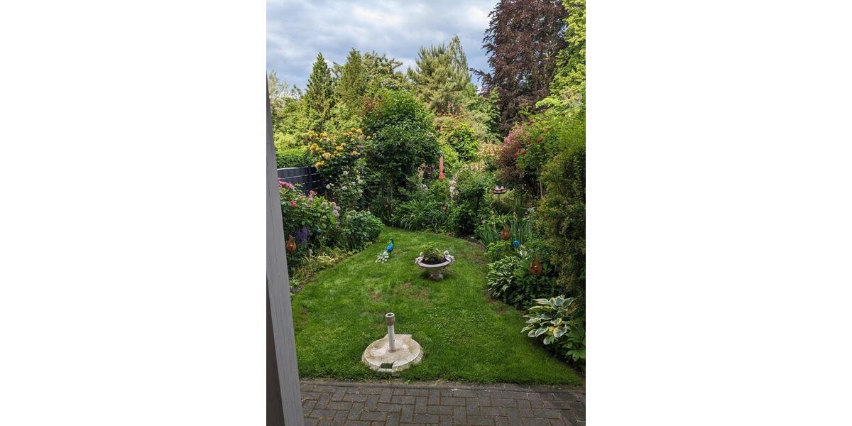 Terrassenwohnung mit Garten, 2-Zimmer, Nähe Staatstheater u Bahnf 2 zimmer