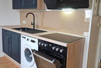 48 qm-große Ein-Zimmnerwohnung mit Einbauküche zum Verkauf zimmer