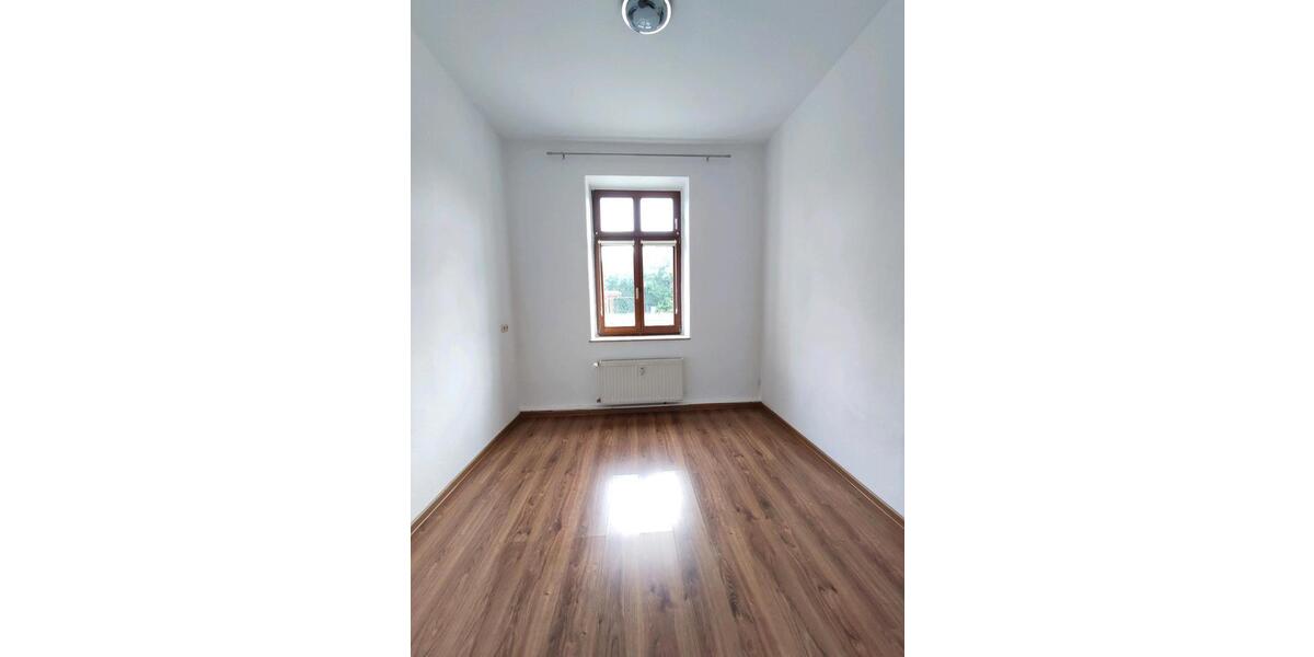 Erdgeschoßwohnung Forst (Lausitz) - 3 Zimmer, 73 m&sup2;, 80.000&euro; | Angebot:25904871