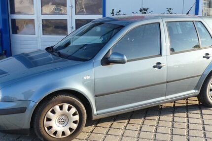 VW Golf 168.000 km 950 &euro; Cottbus 03042
