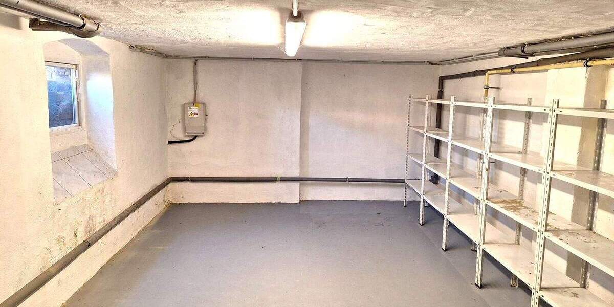 Reihenmittelhaus Forst (Lausitz) Forst-Stadt - 4 Zimmer, 110 m&sup2;, 125.000&euro; | Angebot:25986326