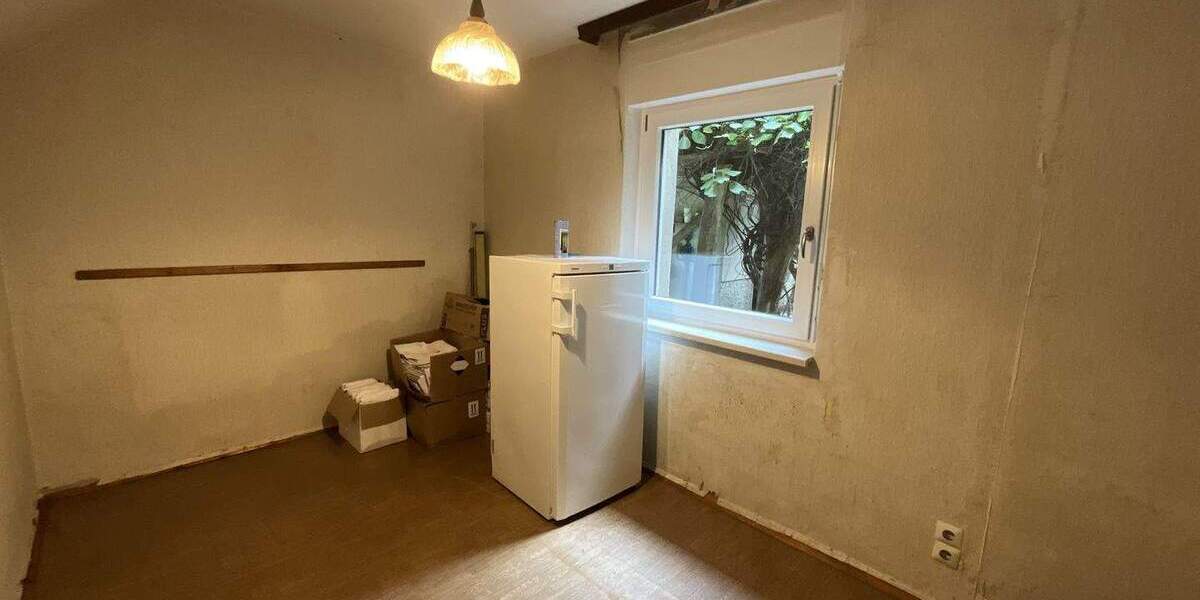 Einfamilienhaus Döbern - 4 Zimmer, 91 m&sup2;, 130.000&euro; | Angebot:25686285