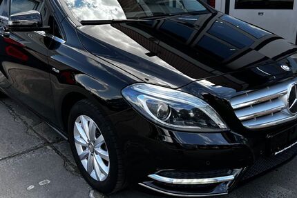 Mercedes-Benz B 180 76.000 km 10.990 &euro; Cottbus 03042