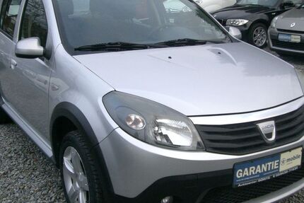 Dacia Sandero 118.000 km 5.990 &euro; Vetschau 03226