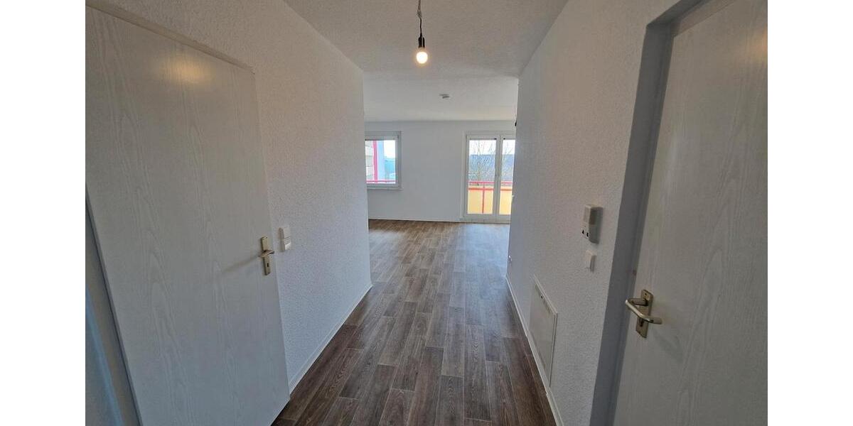 Etagenwohnung Cottbus Sachsendorf - 3 Zimmer, 70 m&sup2;, 406&euro; | Angebot:25265300