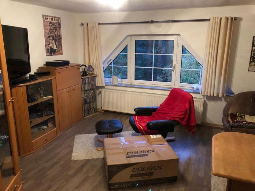 Einfamilienhaus mit EinliegerWohnung, Pool und riesen WohnZimmer