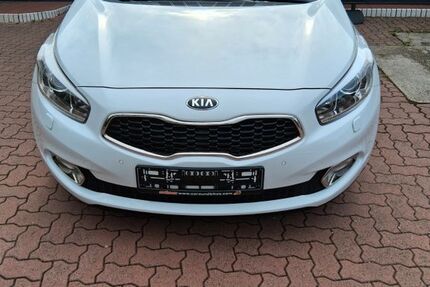 Kia ceed / Ceed 90.227 km 9.500 &euro; Lübbenau OT Bischdorf 03222