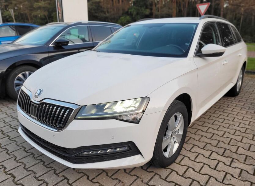 Skoda Superb 128.931 km 20.950 € Guben 03172