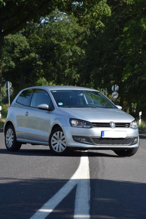 VW Polo 80.000 km 6.700 € Cottbus 03050