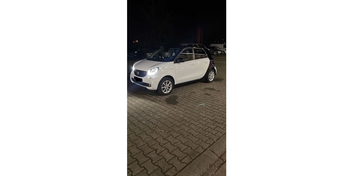 Smart ForFour 64.000 km 9.900 &euro; Cottbus 03050