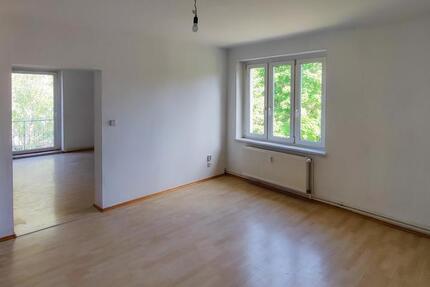 5 ZKB mit Balkon im 1.OG eines Mehrfamilienhauses mit 2x Bad 5 zimmer