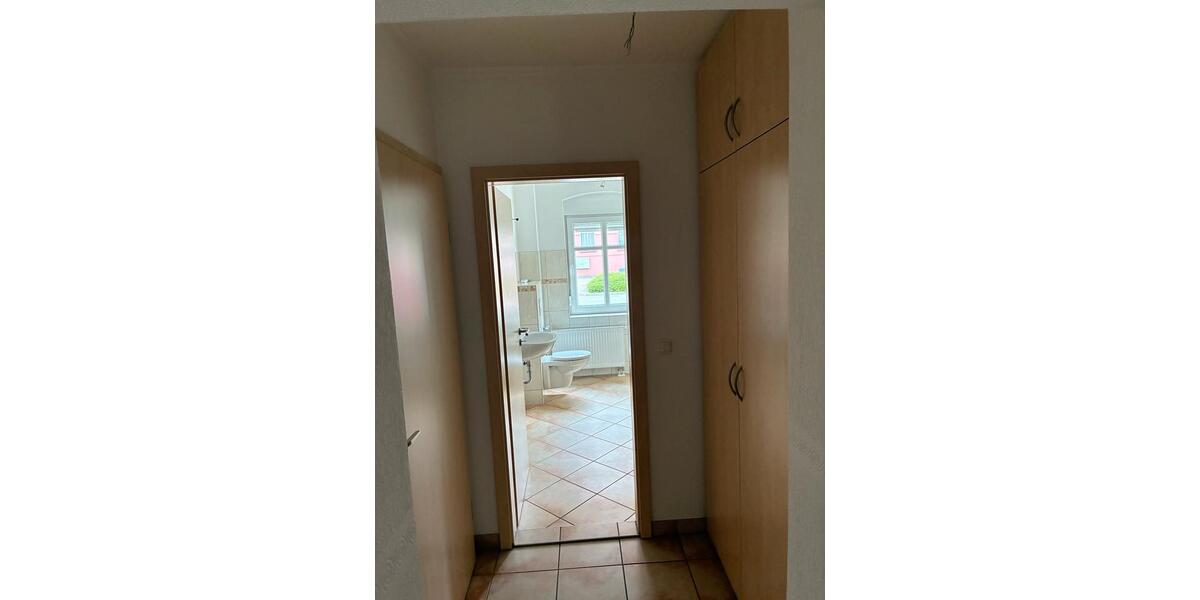 Erdgeschoßwohnung Kolkwitz - 2 Zimmer, 70 m&sup2;, 660&euro; | Angebot:26517509