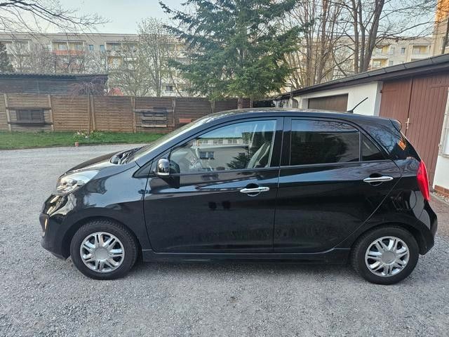 Kia Picanto 28.000 km 10.000 &euro; Cottbus 03046